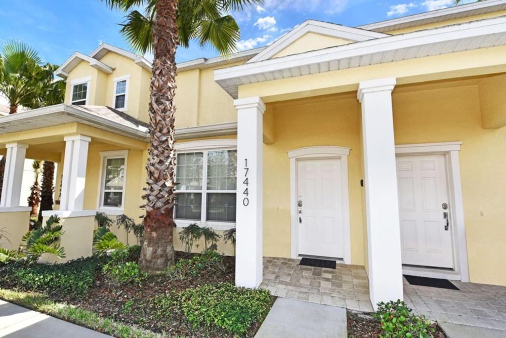 Beautiful 3-Bed Villa 10 Minutes From Disney-17440 Serenity Resort townhouse